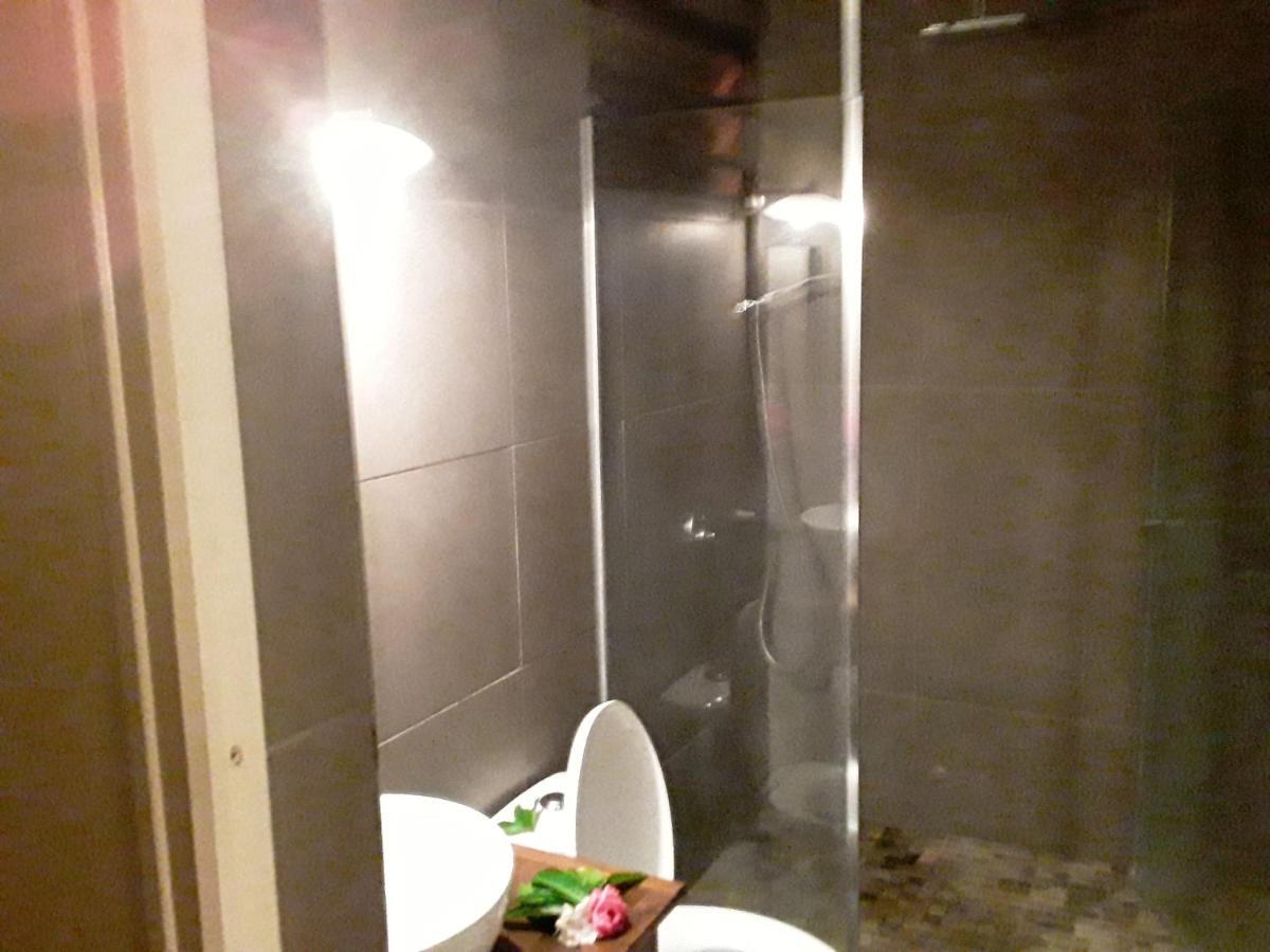 Royal Vai Hotel Faaa Buitenkant foto